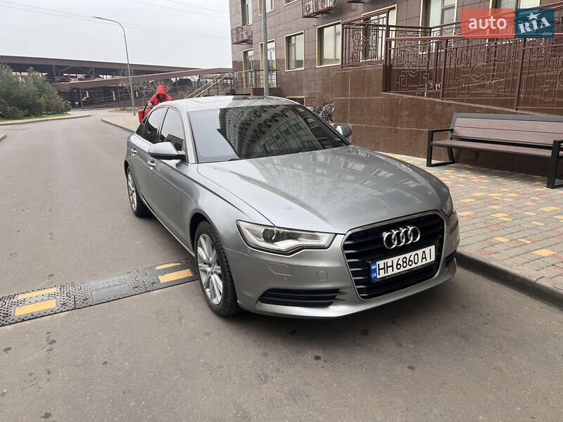 Седан Audi A6 2012 в Одессе