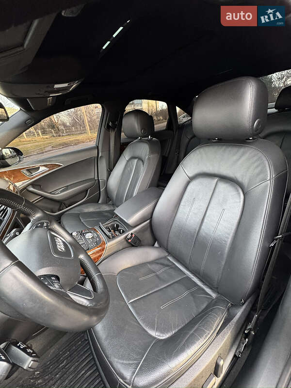 Седан Audi A6 2013 в Нововолынске
