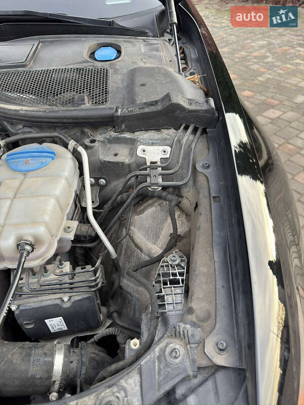 Седан Audi A6 2013 в Нововолынске