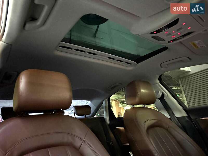 Седан Audi A6 2015 в Киеве
