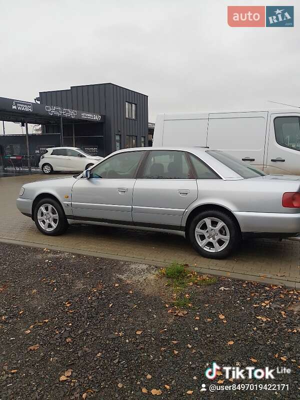 Седан Audi A6 1997 в Луцке