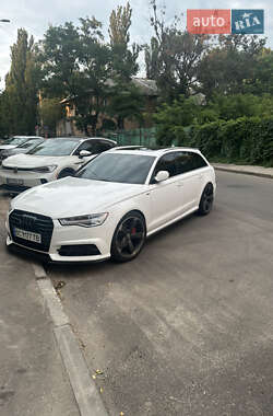 Универсал Audi A6 2016 в Киеве