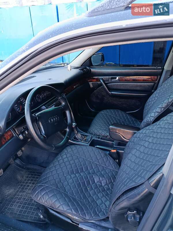 Универсал Audi A6 1995 в Шептицькому