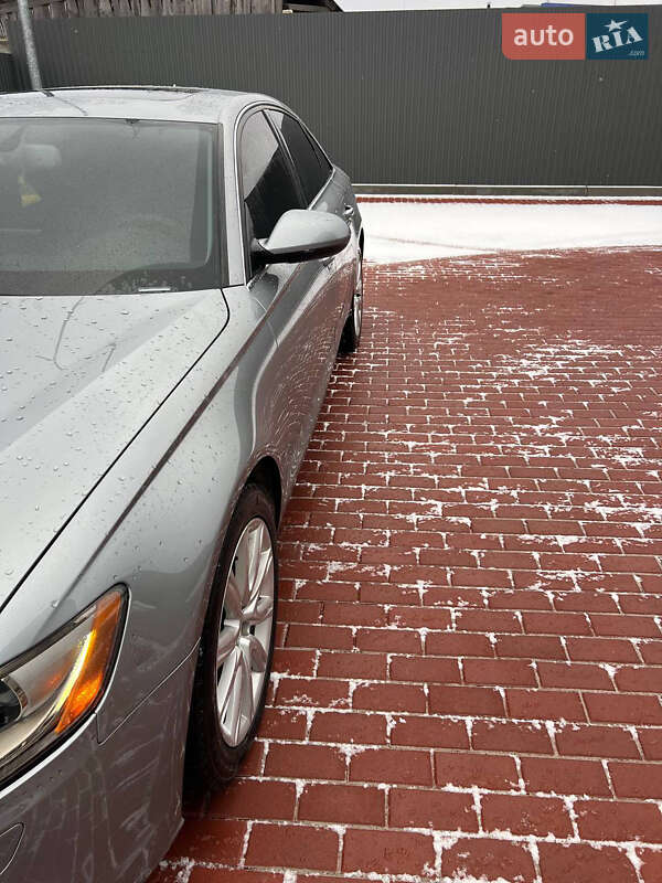 Седан Audi A6 2013 в Сарнах