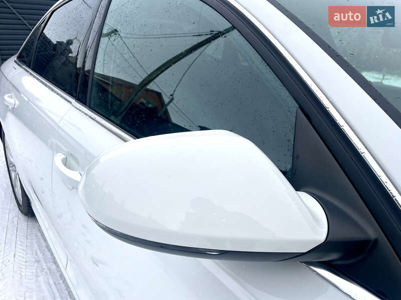 Седан Audi A6 2014 в Ровно