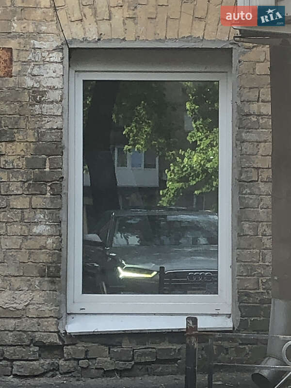 Седан Audi A6 2015 в Софиевской Борщаговке