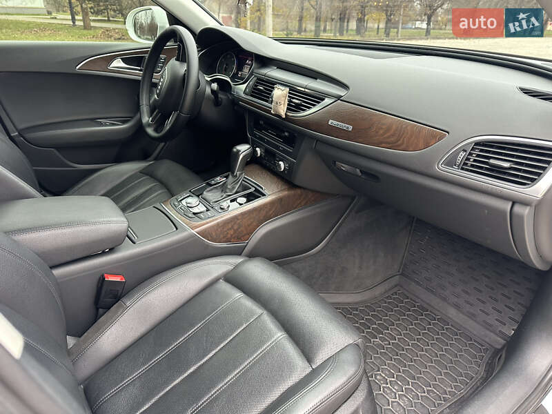 Седан Audi A6 2015 в Кривом Роге