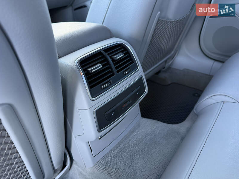 Седан Audi A6 2013 в Киеве