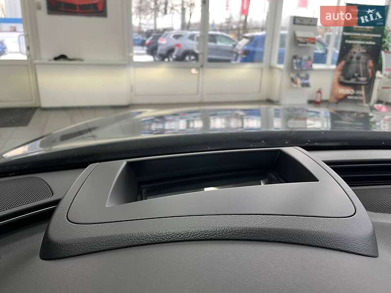 Седан Audi A6 2014 в Киеве