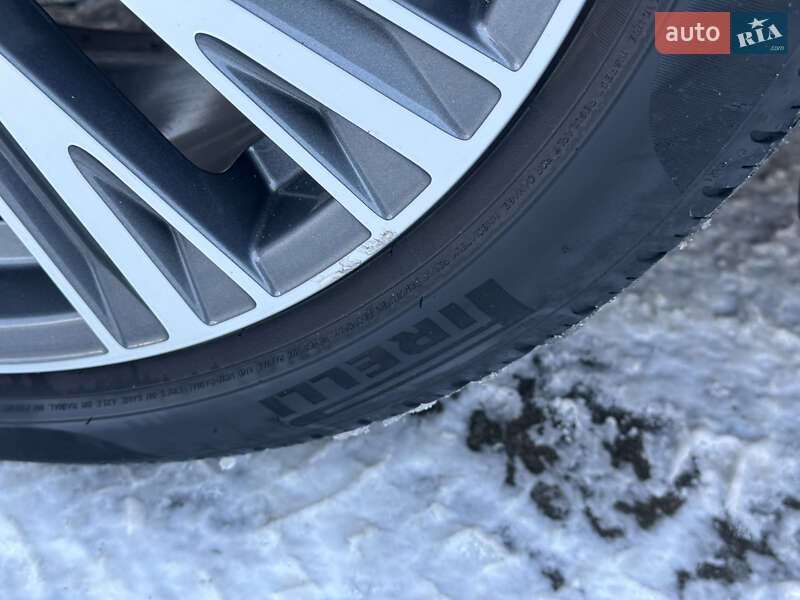 Седан Audi A6 2019 в Львові