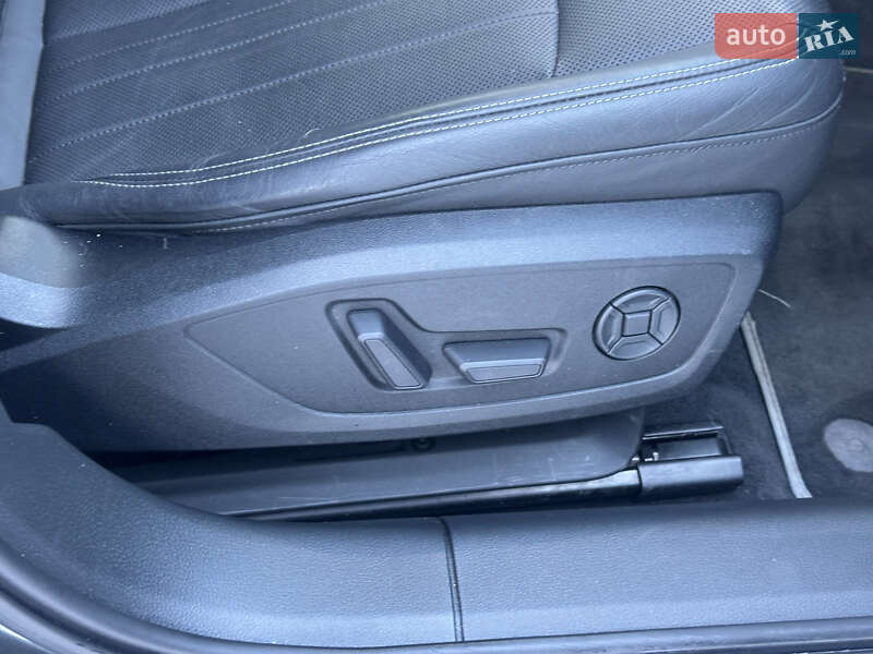 Седан Audi A6 2019 в Львові