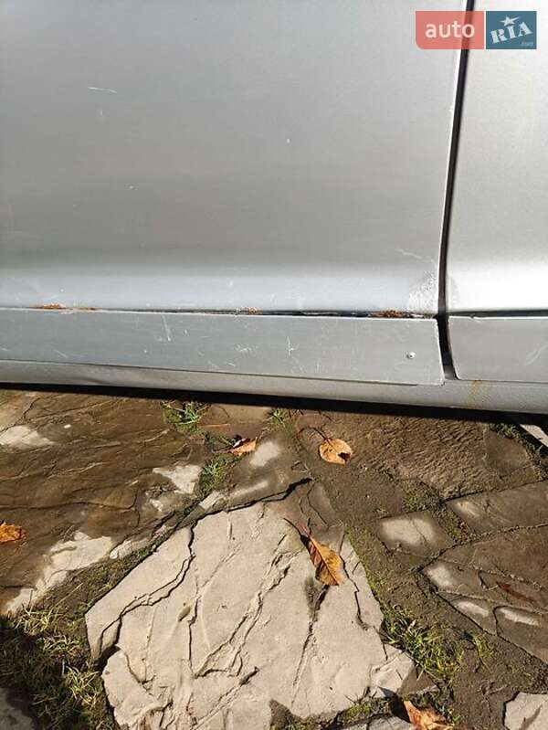 Седан Audi A6 2004 в Надворной