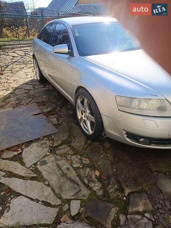 Седан Audi A6 2004 в Надворной