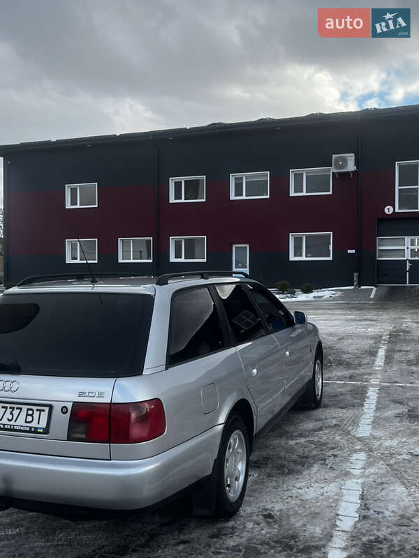 Універсал Audi A6 1996 в Дубні