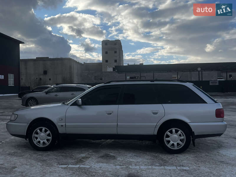 Універсал Audi A6 1996 в Дубні