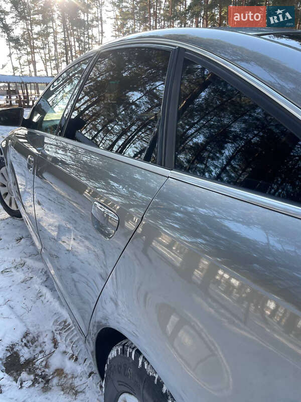 Седан Audi A6 2004 в Жовкве