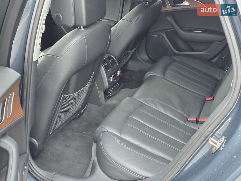 Седан Audi A6 2015 в Киеве
