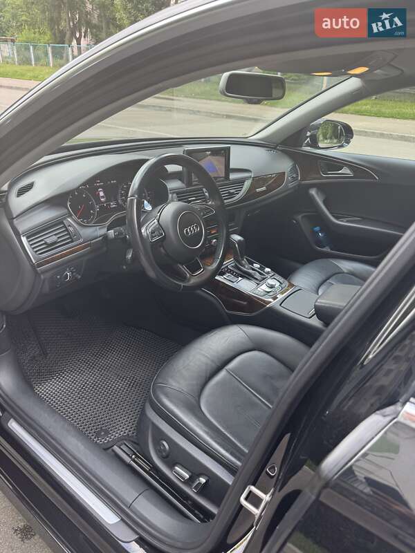 Седан Audi A6 2015 в Киеве