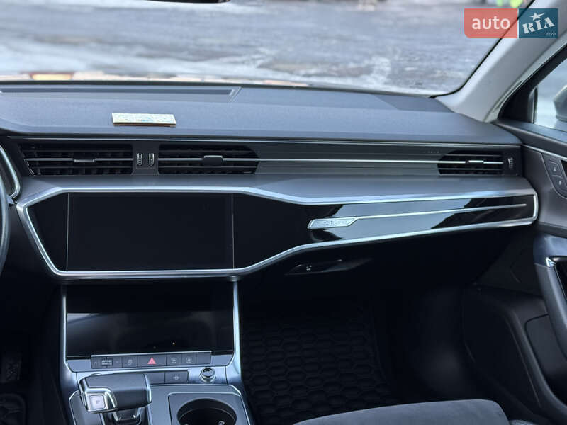 Седан Audi A6 2018 в Киеве