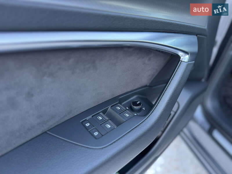 Седан Audi A6 2018 в Киеве