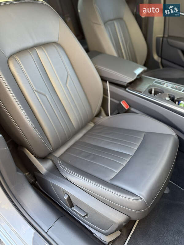 Седан Audi A6 2023 в Києві фото 36 Седан Audi A6 2023 в Києві
