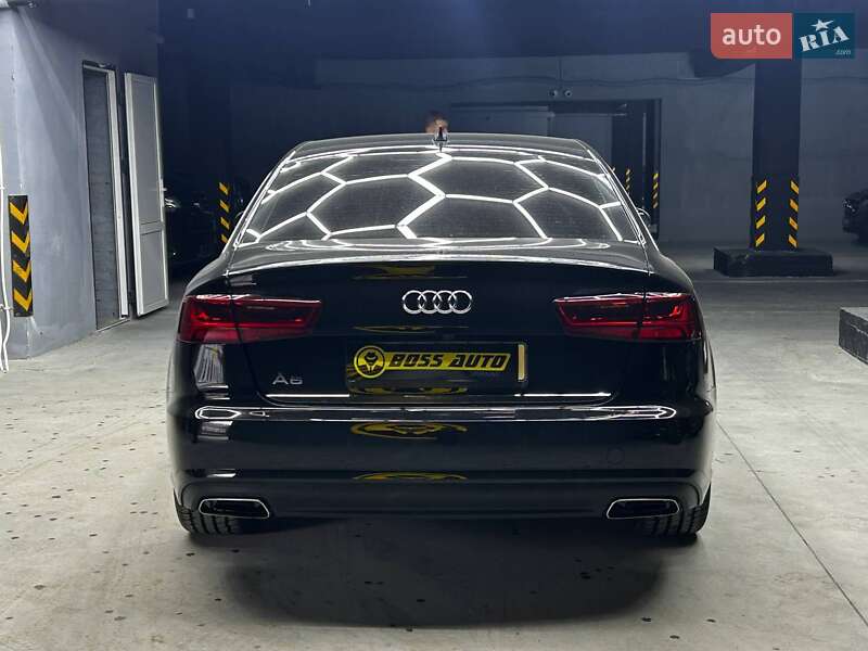 Седан Audi A6 2015 в Чернівцях