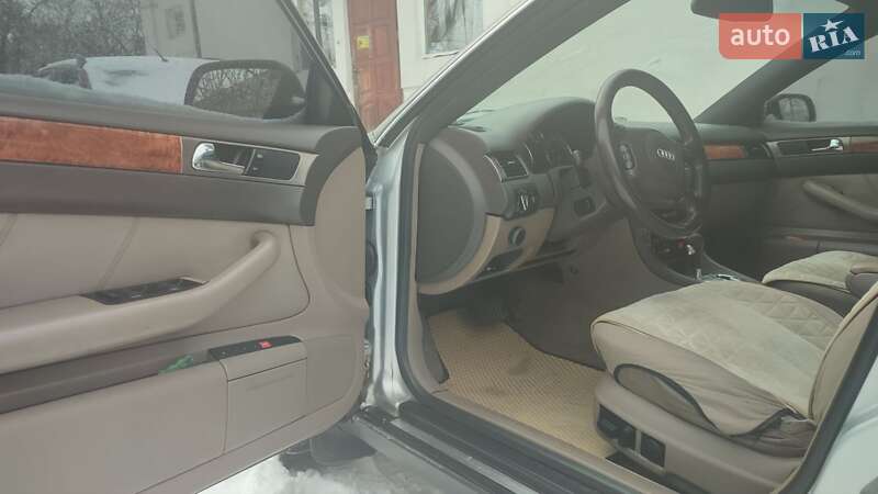 Седан Audi A6 2000 в Сарнах