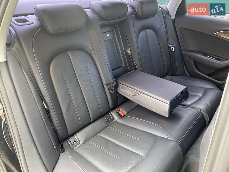 Седан Audi A6 2016 в Киеве