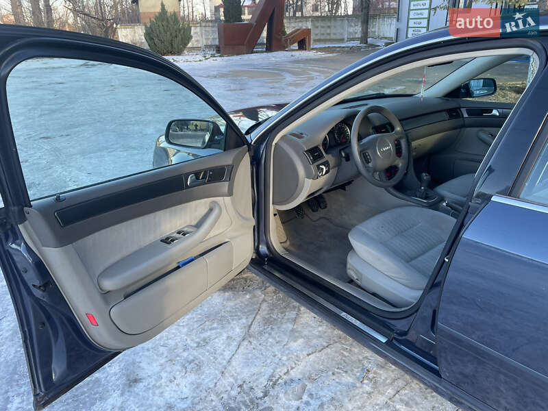 Седан Audi A6 2002 в Надворной