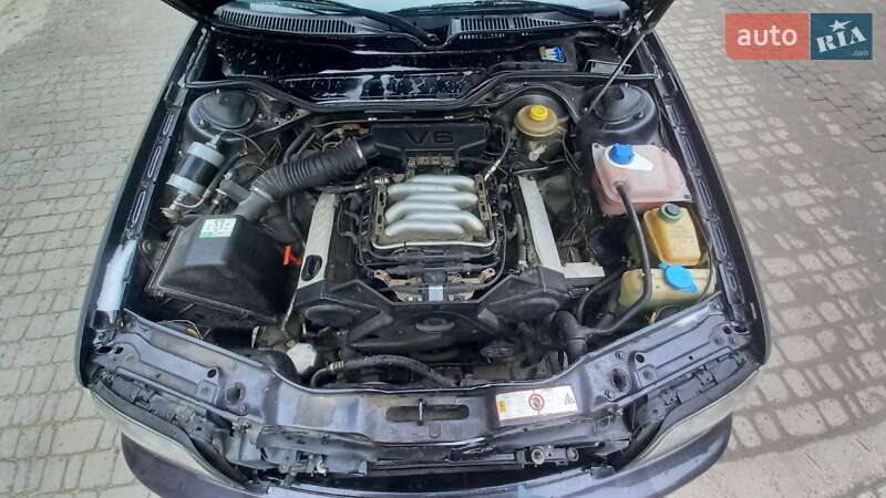 Седан Audi A6 1995 в Чорткове