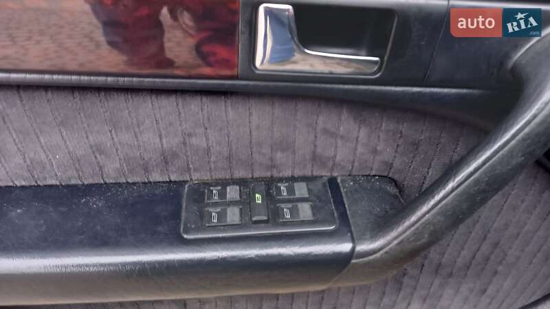 Седан Audi A6 1995 в Чорткове