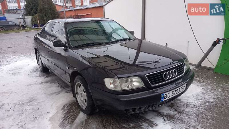 Седан Audi A6 1995 в Чорткове