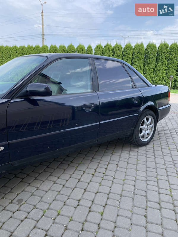 Седан Audi A6 1997 в Дунаевцах