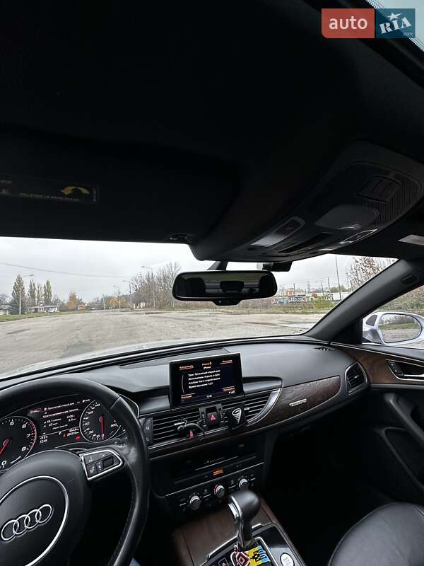 Седан Audi A6 2014 в Харькове