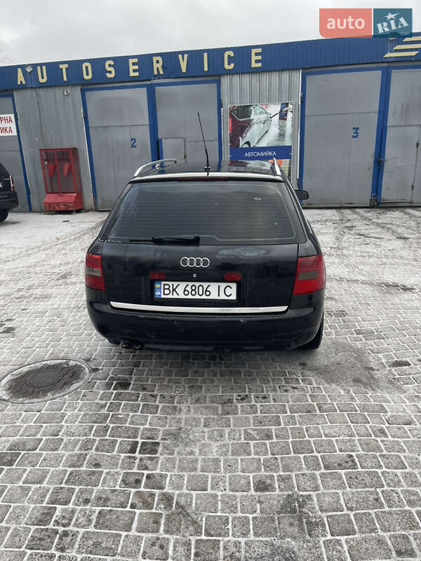 Универсал Audi A6 2004 в Вараше