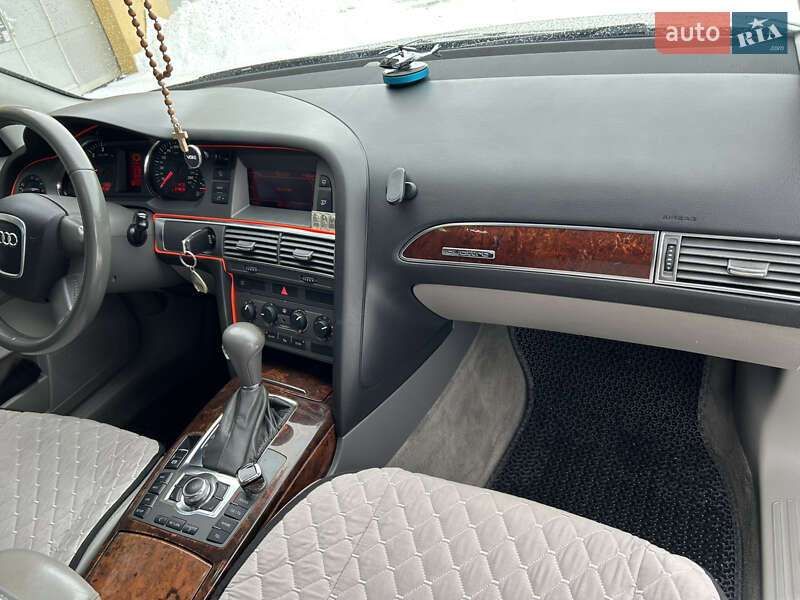 Седан Audi A6 2005 в Самборе