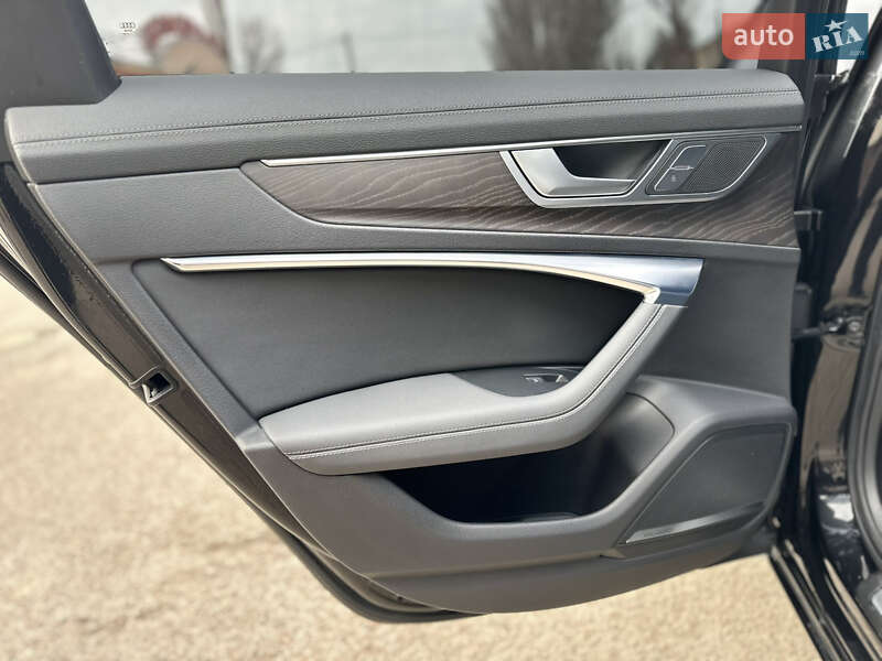 Седан Audi A6 2018 в Одессе