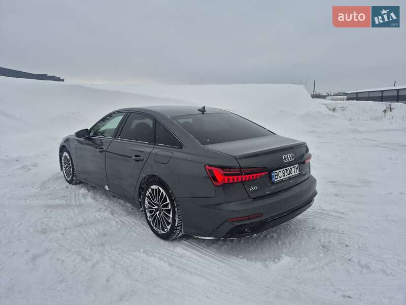Седан Audi A6 2022 в Львове