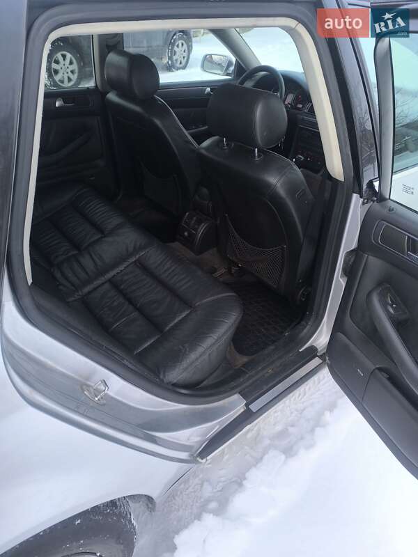 Універсал Audi A6 2004 в Чернівцях