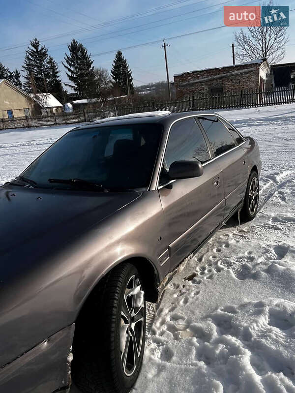 Седан Audi A6 1995 в Баре