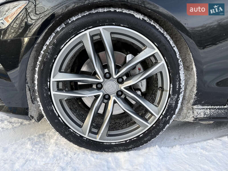 Седан Audi A6 2015 в Киеве