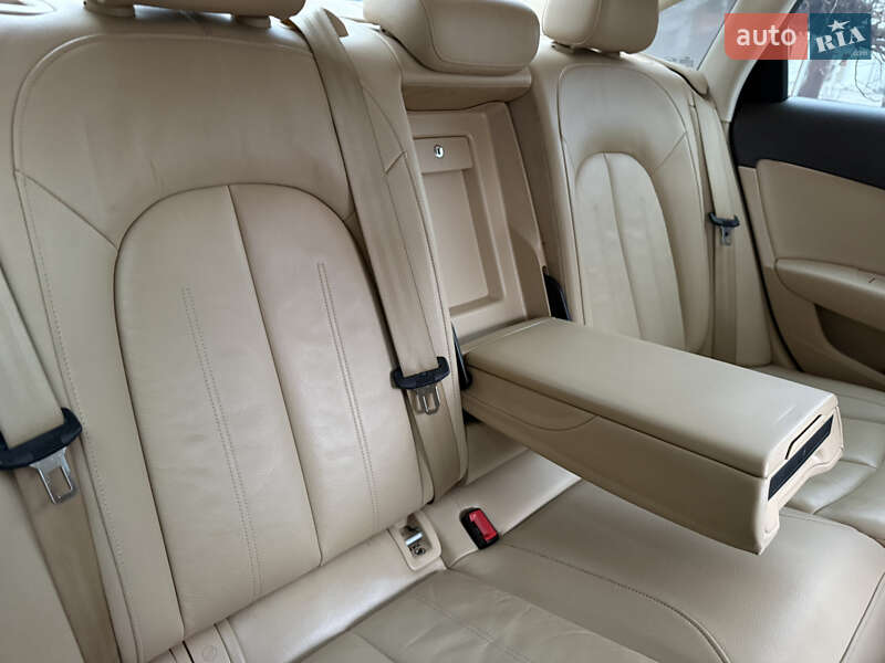 Седан Audi A6 2012 в Днепре