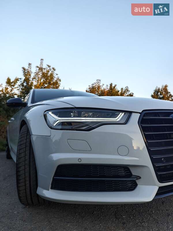 Седан Audi A6 2018 в Киеве