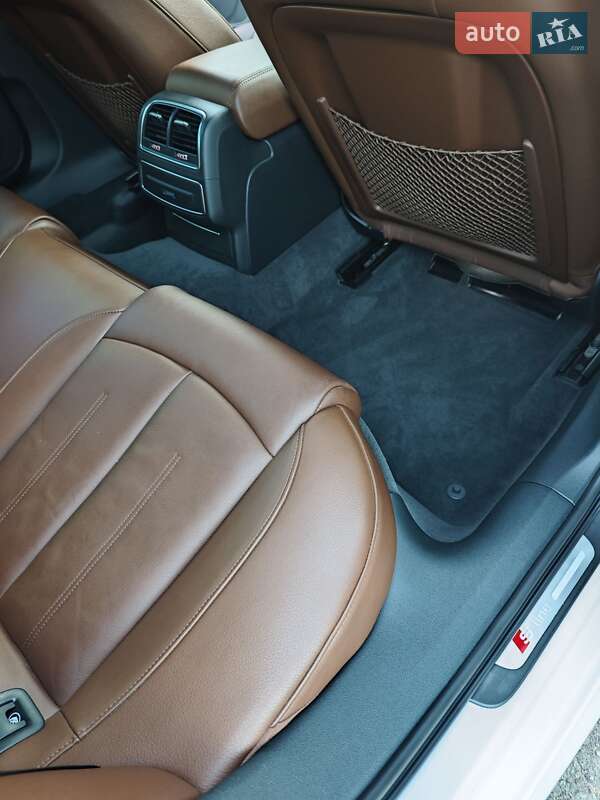 Седан Audi A6 2018 в Киеве