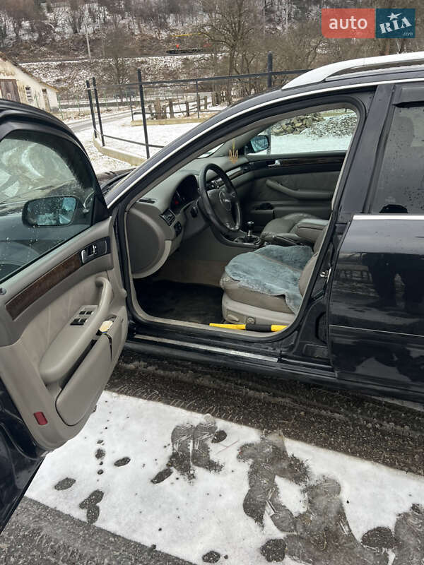 Универсал Audi A6 2001 в Славском