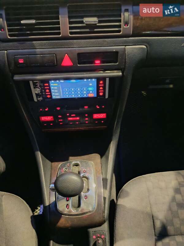 Седан Audi A6 2000 в Львове