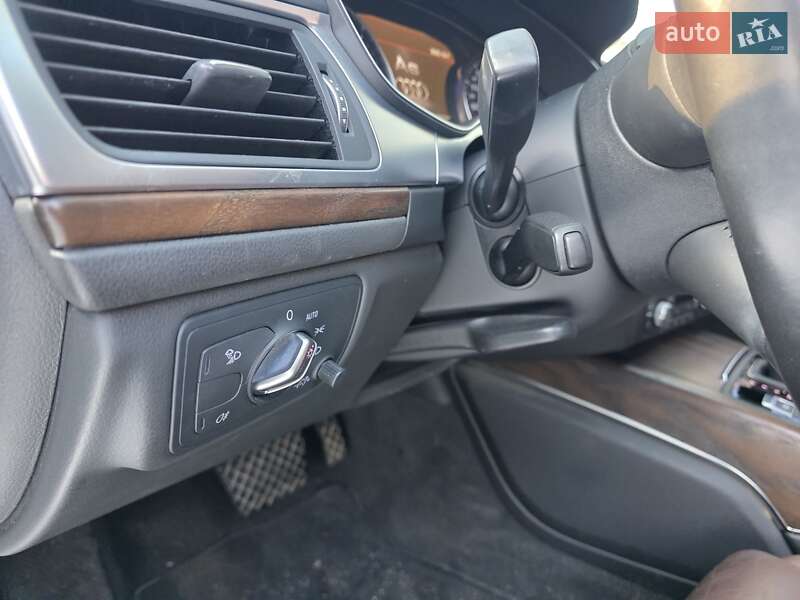Седан Audi A6 2015 в Киеве