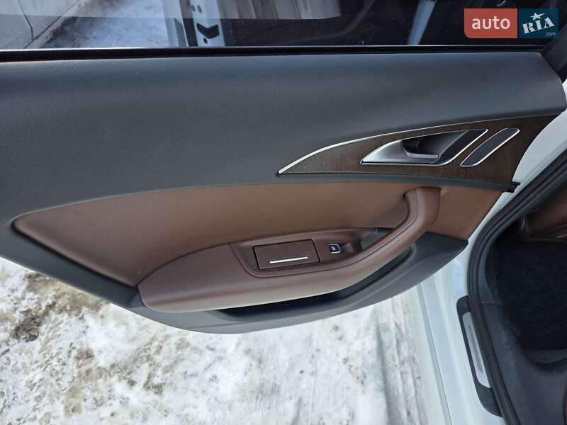 Седан Audi A6 2015 в Киеве