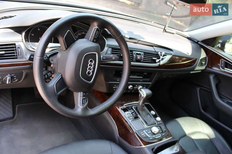 Седан Audi A6 2014 в Днепре