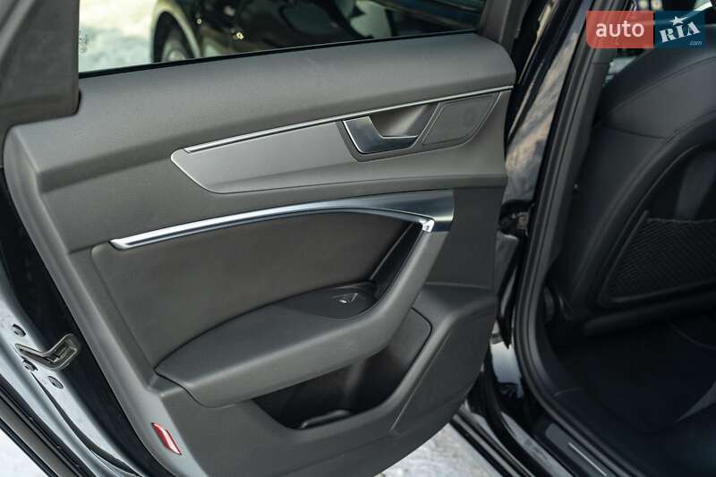 Универсал Audi A6 2021 в Черновцах